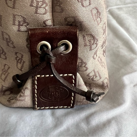 Dooney & Bourke Mini Tassels Taupe and Brown Leather Purse - New w/o Tags - Picture 4 of 8